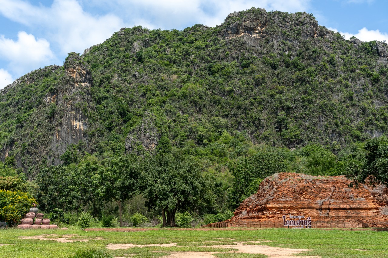 โบราณสถานทวารวดีโคกเศรษฐี