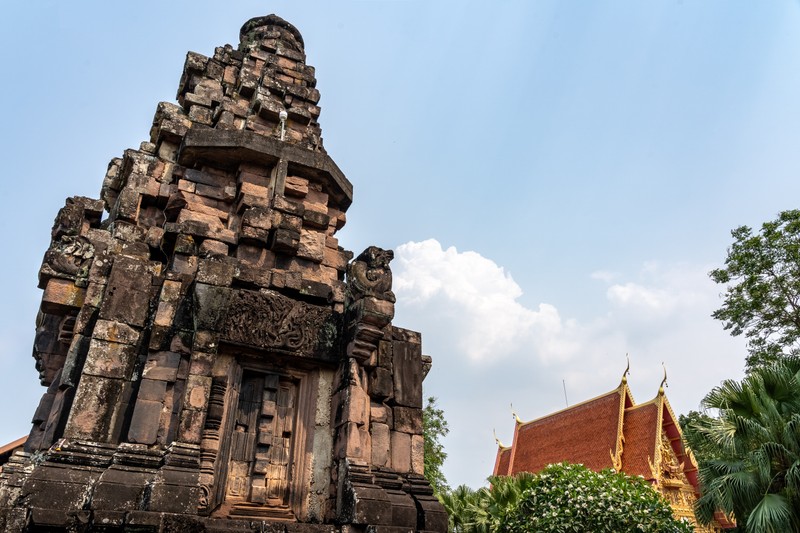 พระธาตุนารายณ์เจงเวง