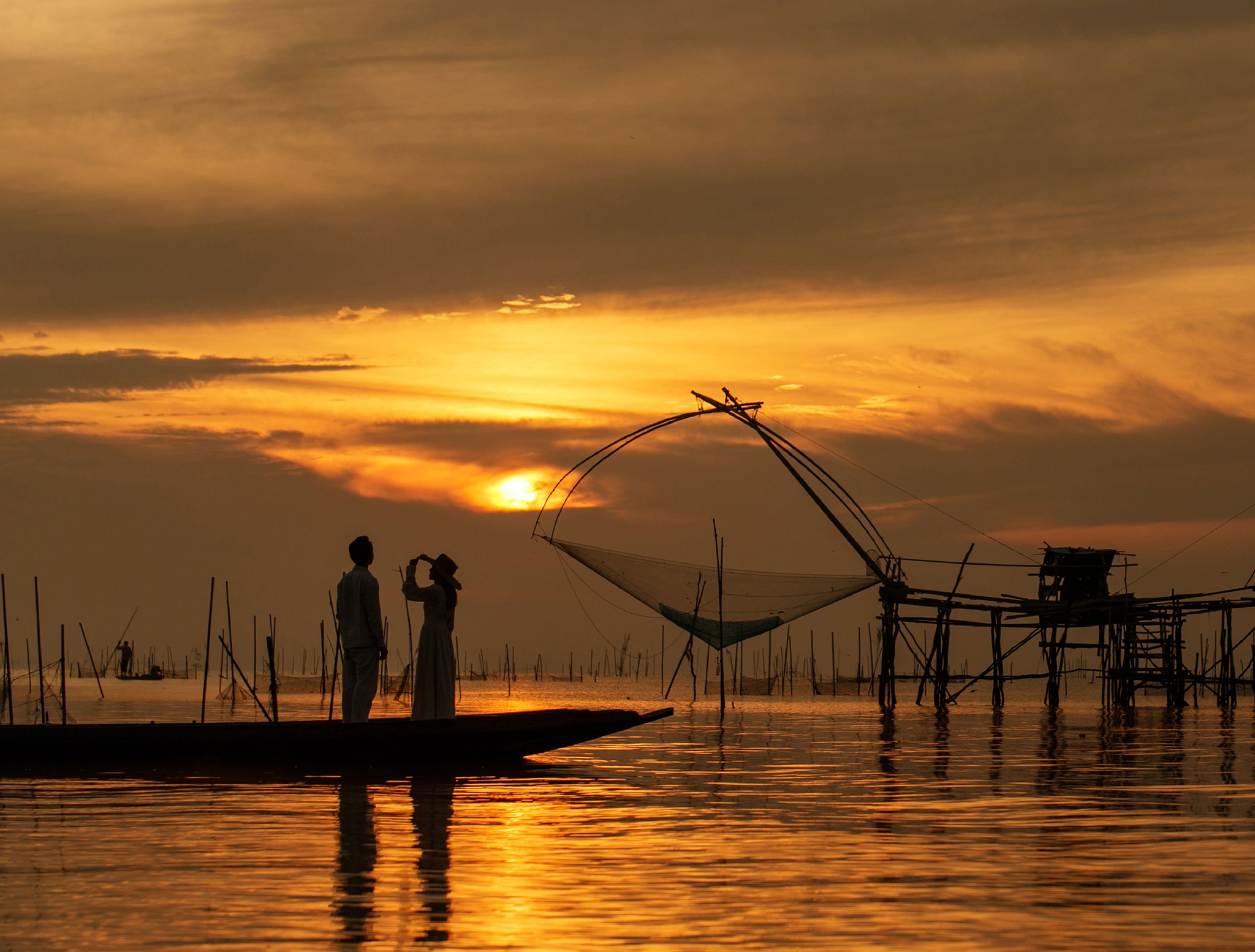 Talay Noi Community